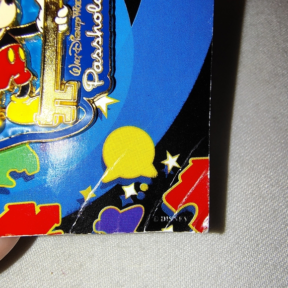 Disney World 2003 Passholder Exclusive Mickey Mouse Pin - Picture 7 of 7